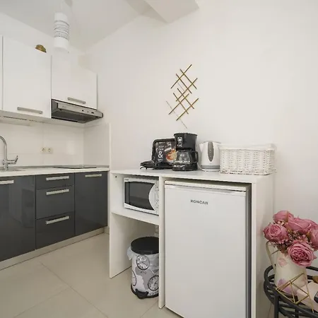 Slava Apartment *
