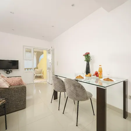 Slava Apartment *