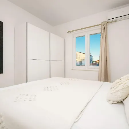Slava Apartment